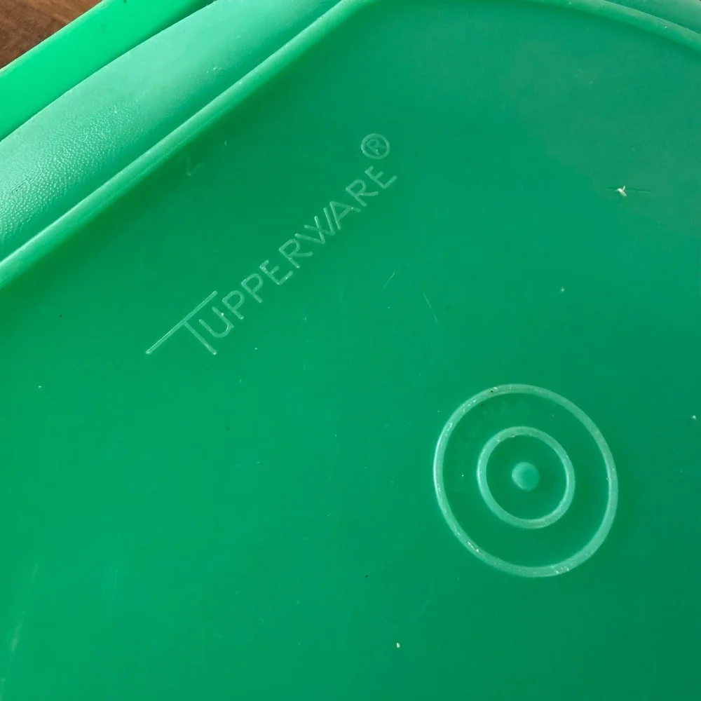 Vintage Tupperware Jadeite Green Serving Bowl Handles 786-7 Made in USA